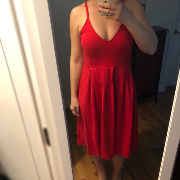 Wyatt Red Dress, Size Medium - Picture 3 of 7